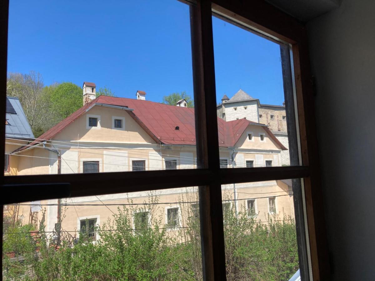 Apartman Pod Starym Zamkom Банска-Штьявница Экстерьер фото